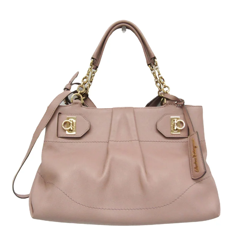 soft pink shoulder bag-Salvatore Ferragamo Gancini  Leather Shoulder Bag (Pre-Owned)