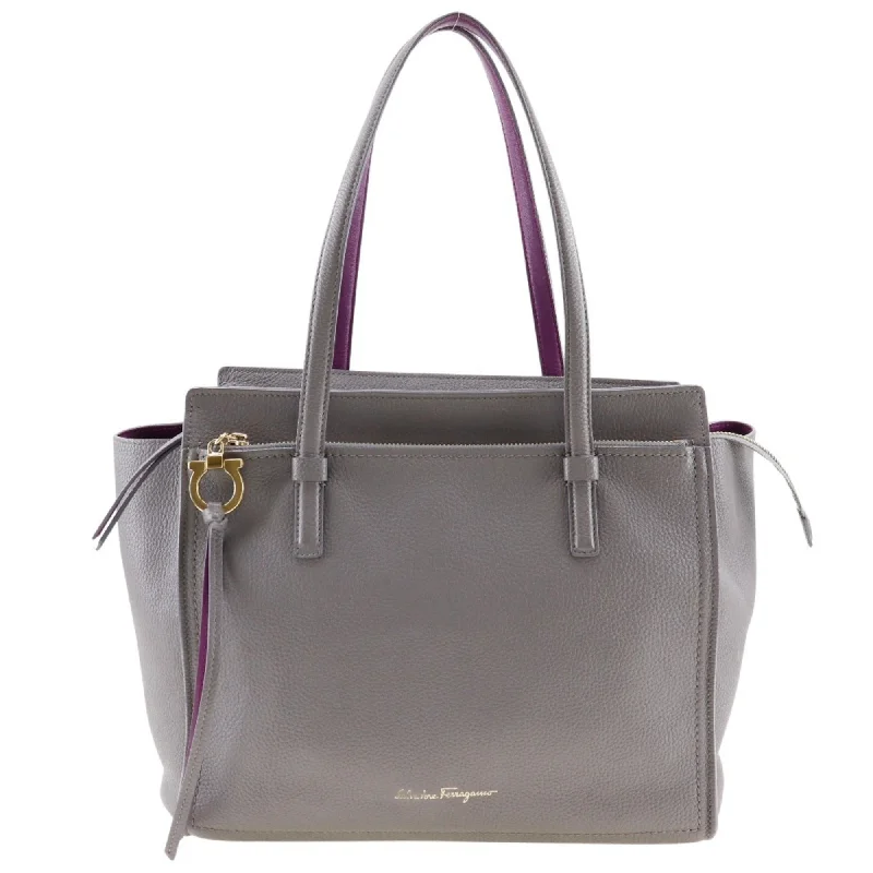 white straw tote bag-white straw tote bagSalvatore Ferragamo  Leather Tote Bag (Pre-Owned)