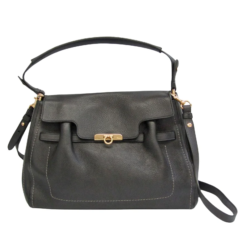 spacious weekend shoulder bag-Salvatore Ferragamo Gancini  Leather Shoulder Bag (Pre-Owned)