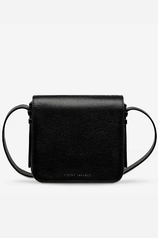 structured beach shoulder bag-Status Anxiety Want To Believe Bag Black